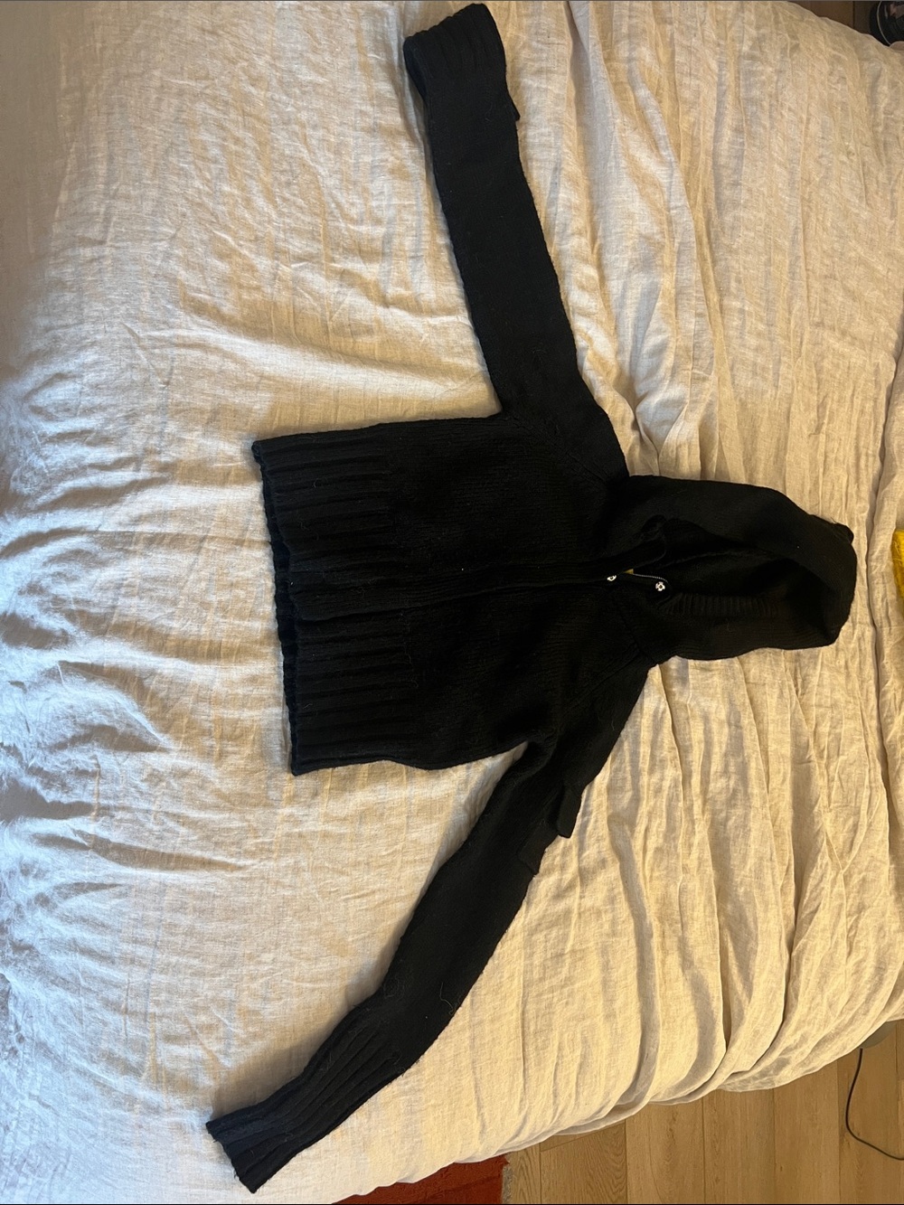 unif sweater